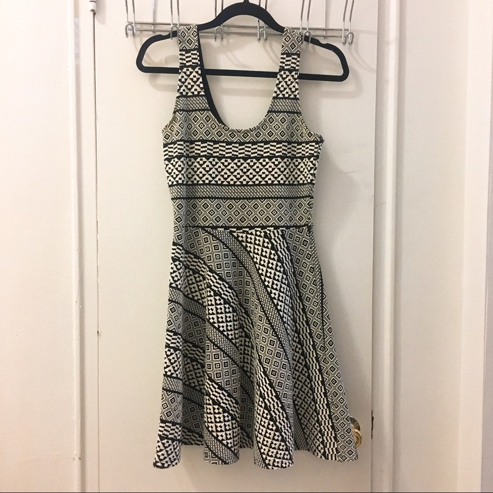 Fora Dress